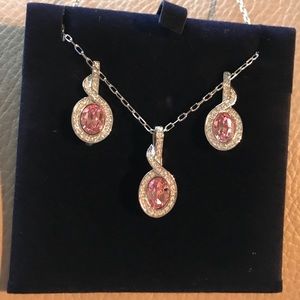 Swarovski Crystal necklace and earring set